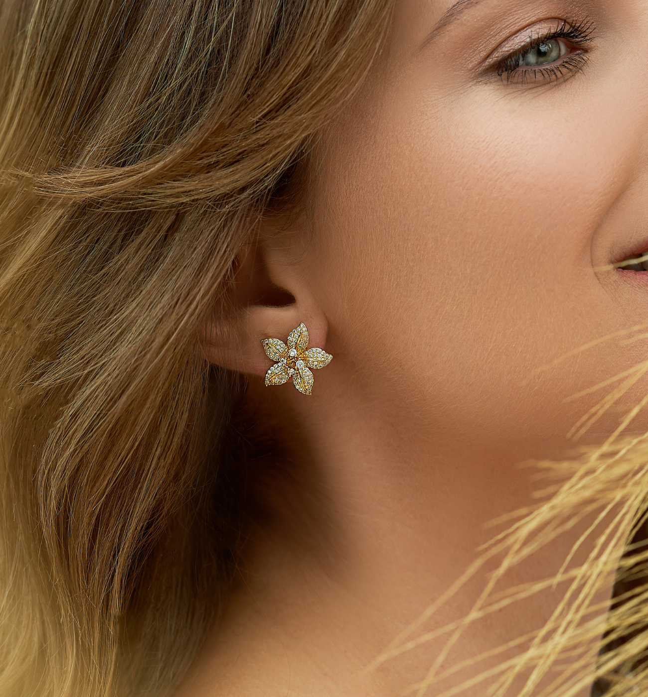 Kolczyki z kwiatkami złote Fleurs d'or KSS1474