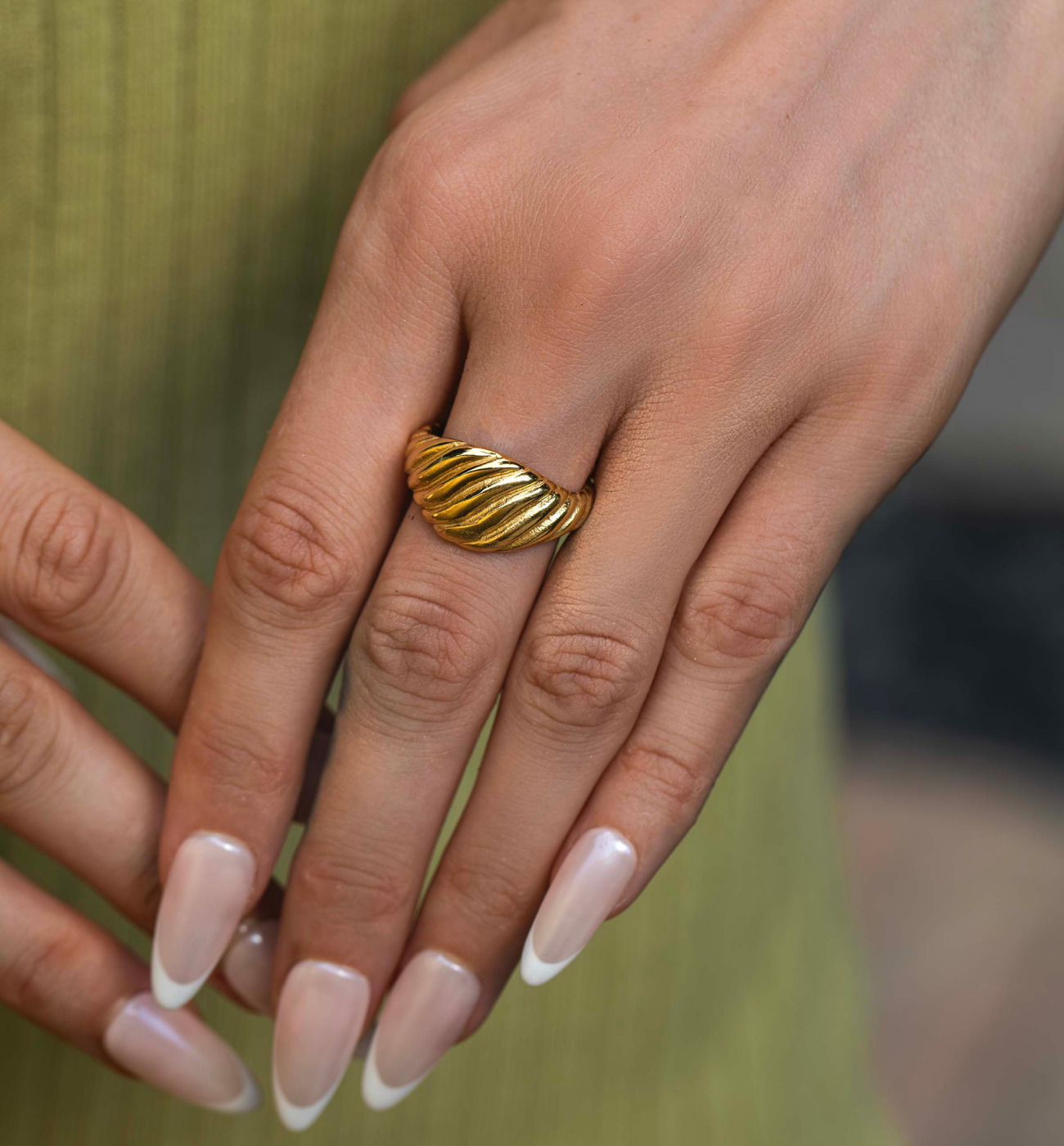 Pierścionek złoty skręcany Twist PSA0688