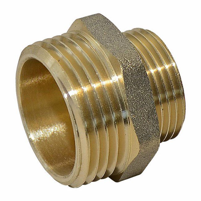 Nypel redukcyjny 1/2" x 3/8" mosiężny