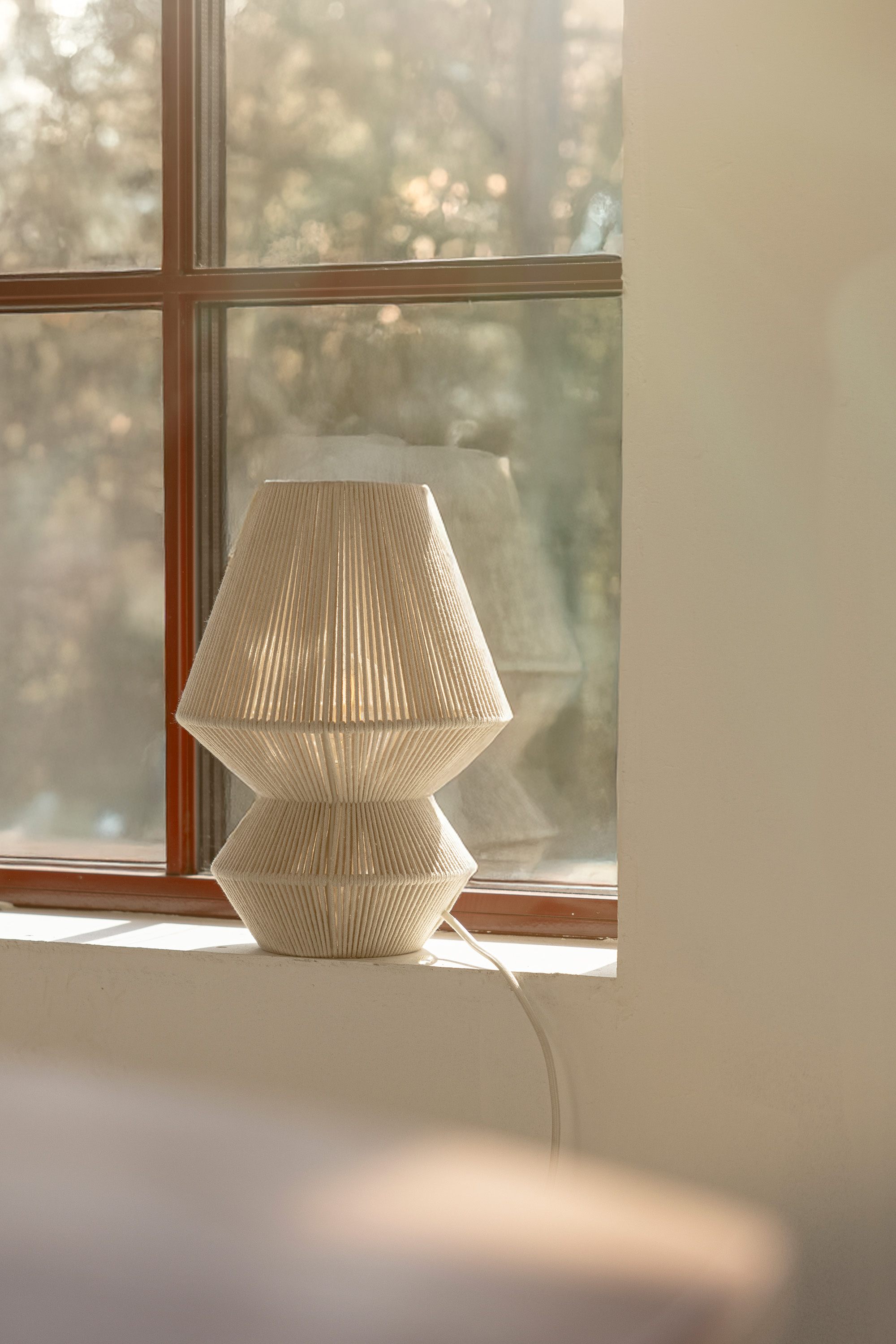 Markslöjd Razzo lampa stołowa 1x40 W beżowa 108821