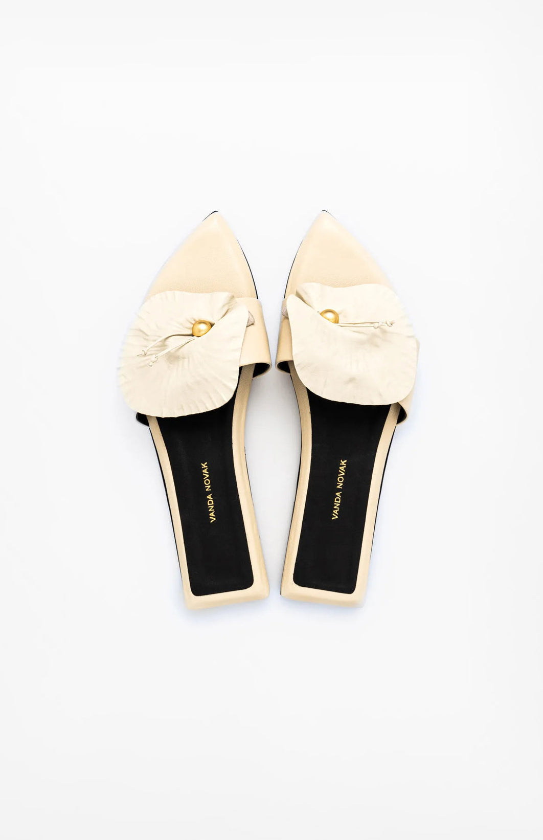 Klapki damskie LILY IVORY 37 - Vanda Novak