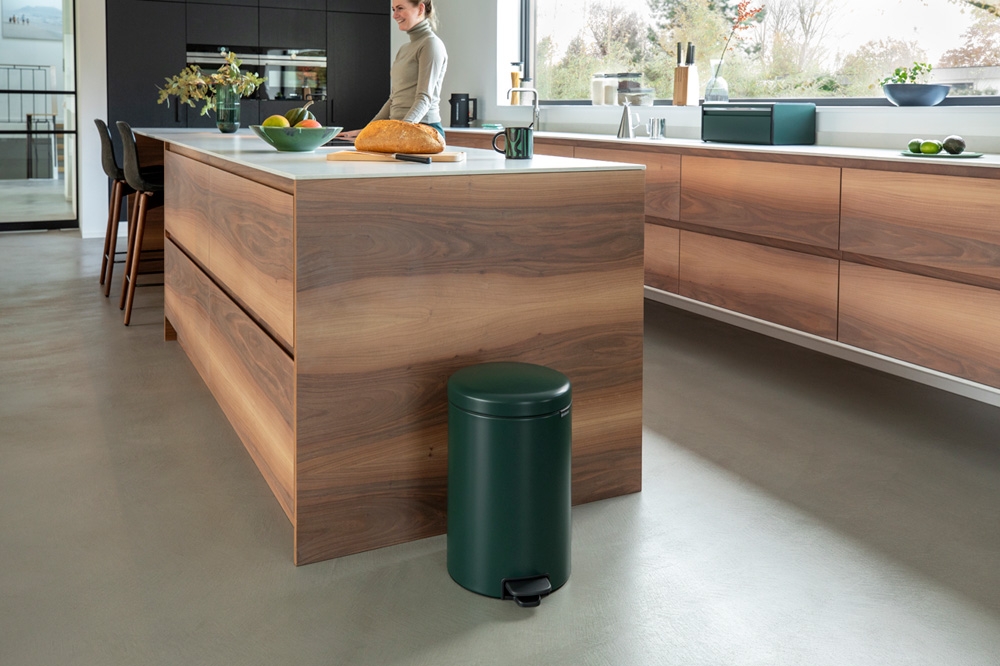 Brabantia NewIcon kosz na śmieci 20 l pedałowy zielony 304064