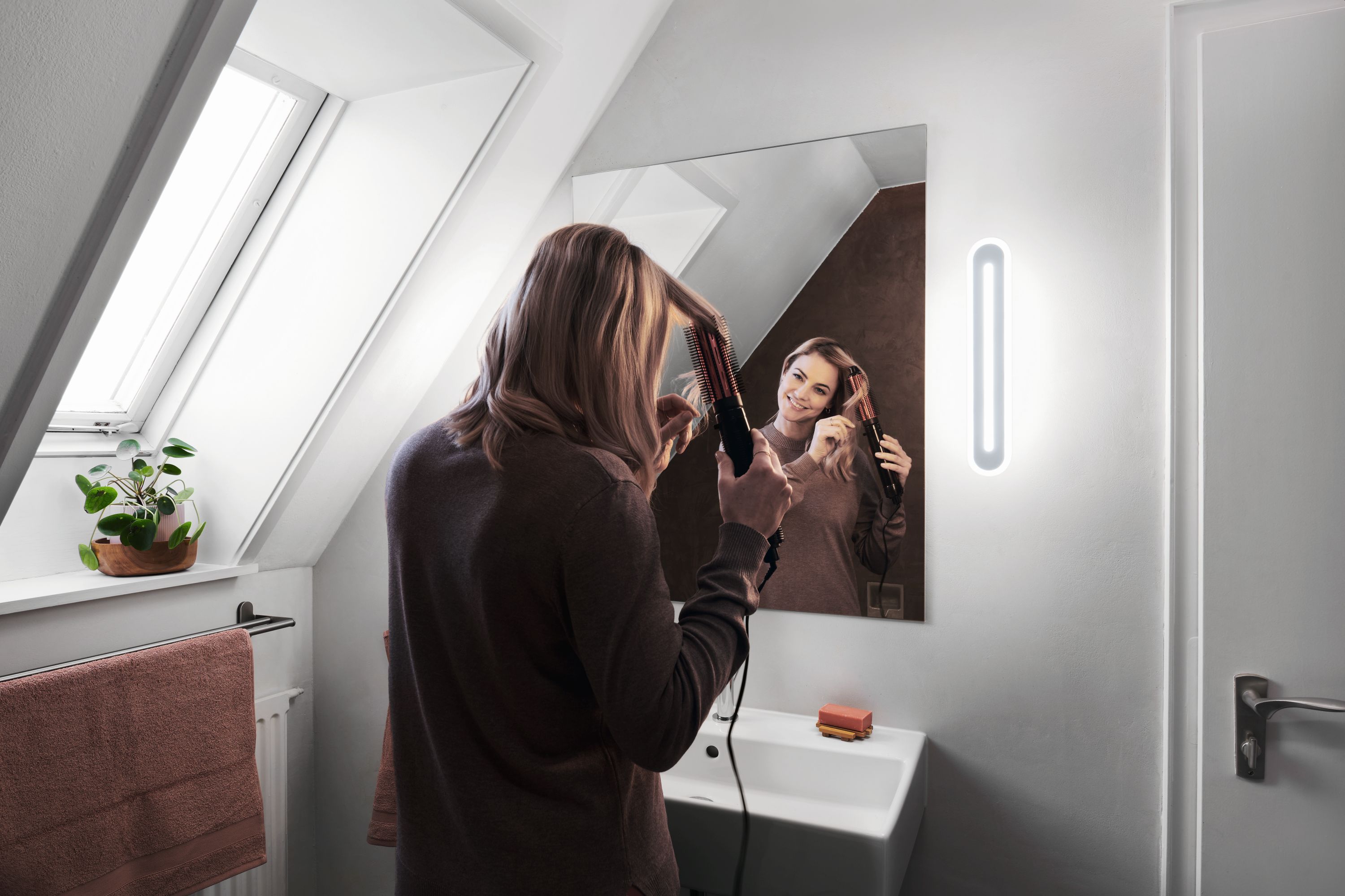Ledvance Smart+ WiFi Wall Orbis Bath kinkiet 1x17W biały - Wysyłka w 24h