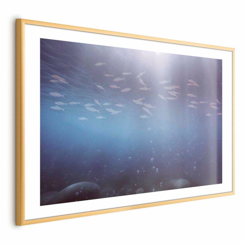 Plakat Artgeist Rybki w głębinach 90x60 cm z ramą złotą 1 szt