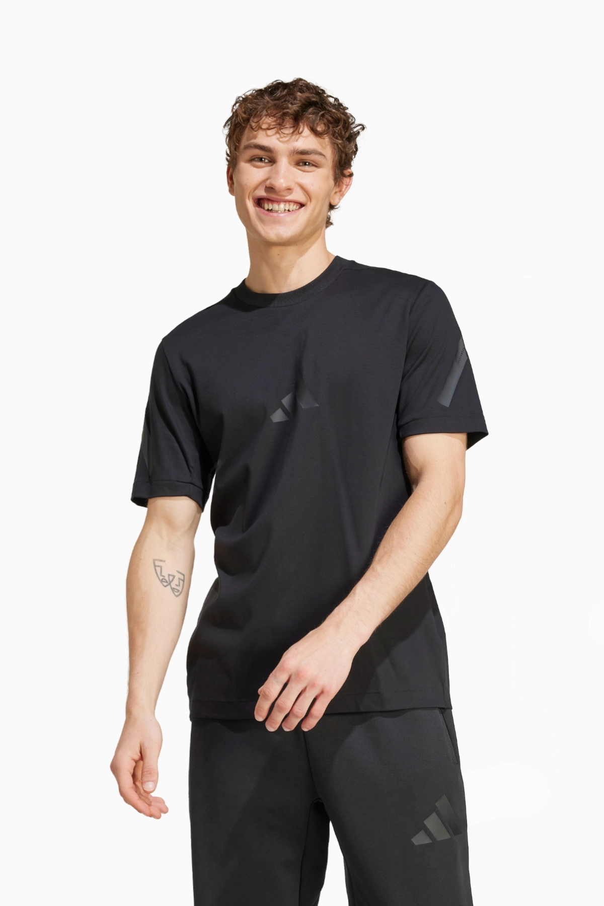 Koszulka adidas Z.N.E. Tee - Czarny