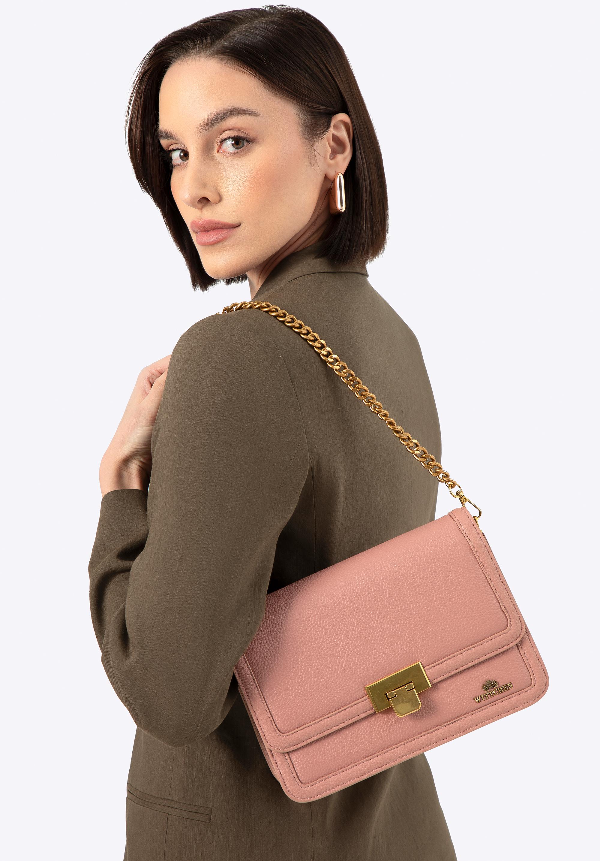 Skórzana torebka crossbody z łańcuszkiem różowa