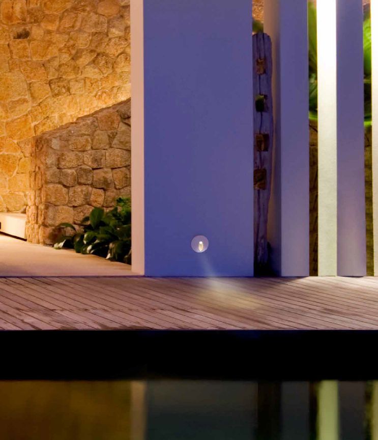 Mantra Aspen lampa przypodłogowa zewnętrzna 1x3W piaskowa czerń 7022