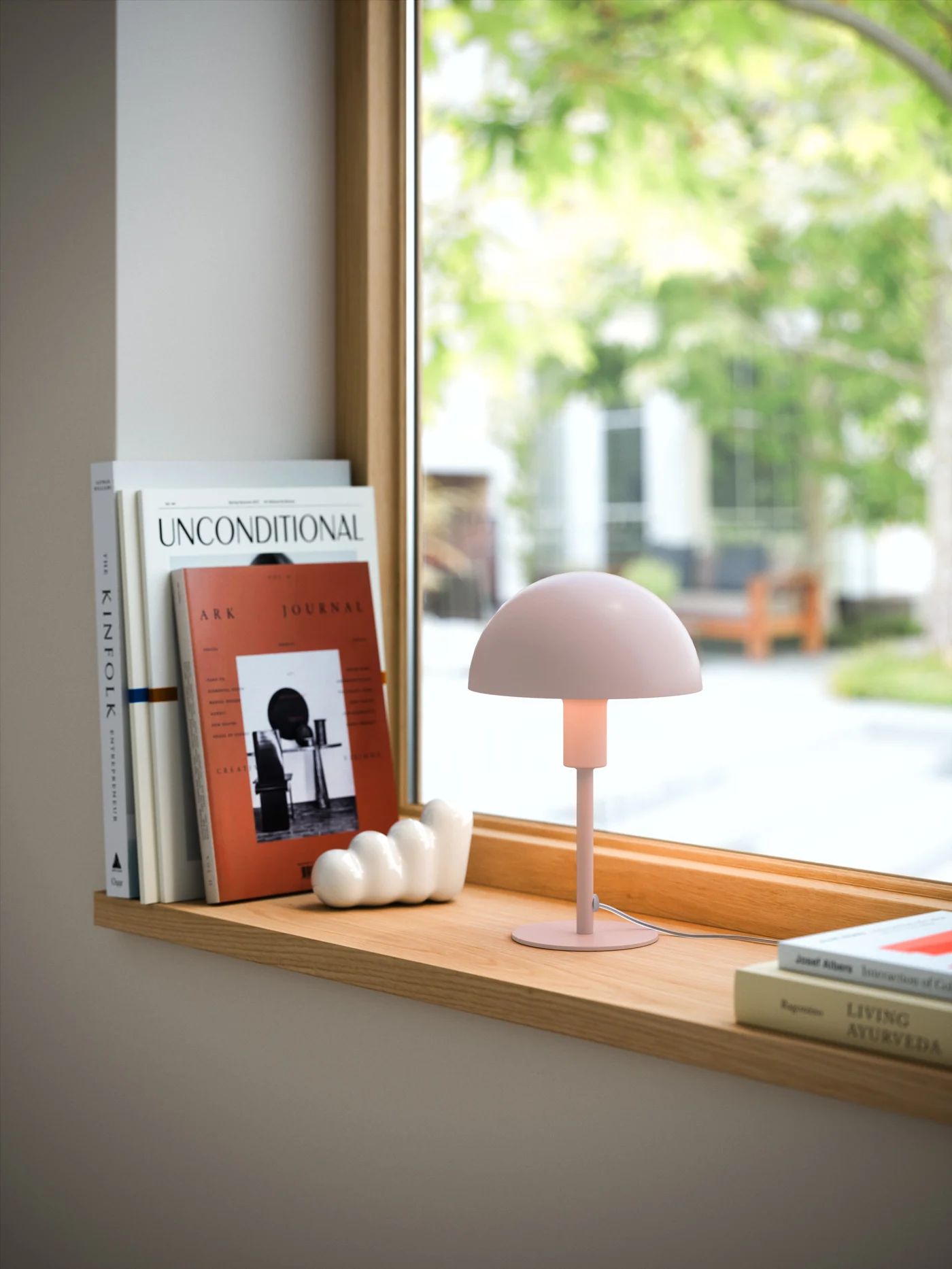 Nordlux Ellen lampa stołowa 1x40 W różowa 2213745057