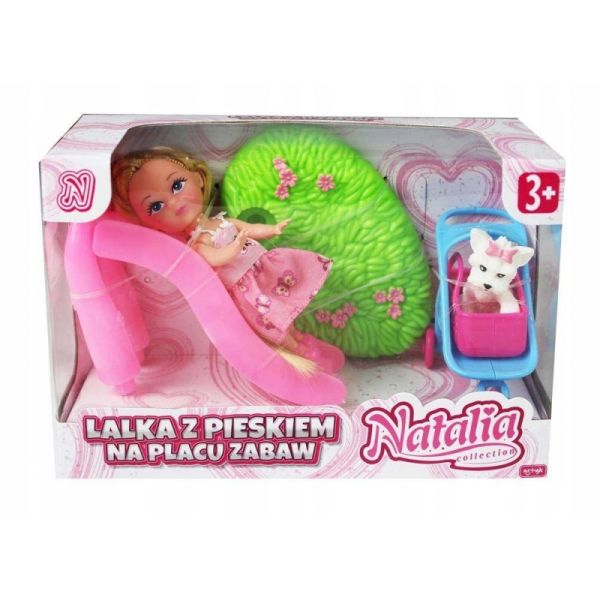 Lalka Natalia Z PIESKIEM NA PLACU ZABAW 10cm