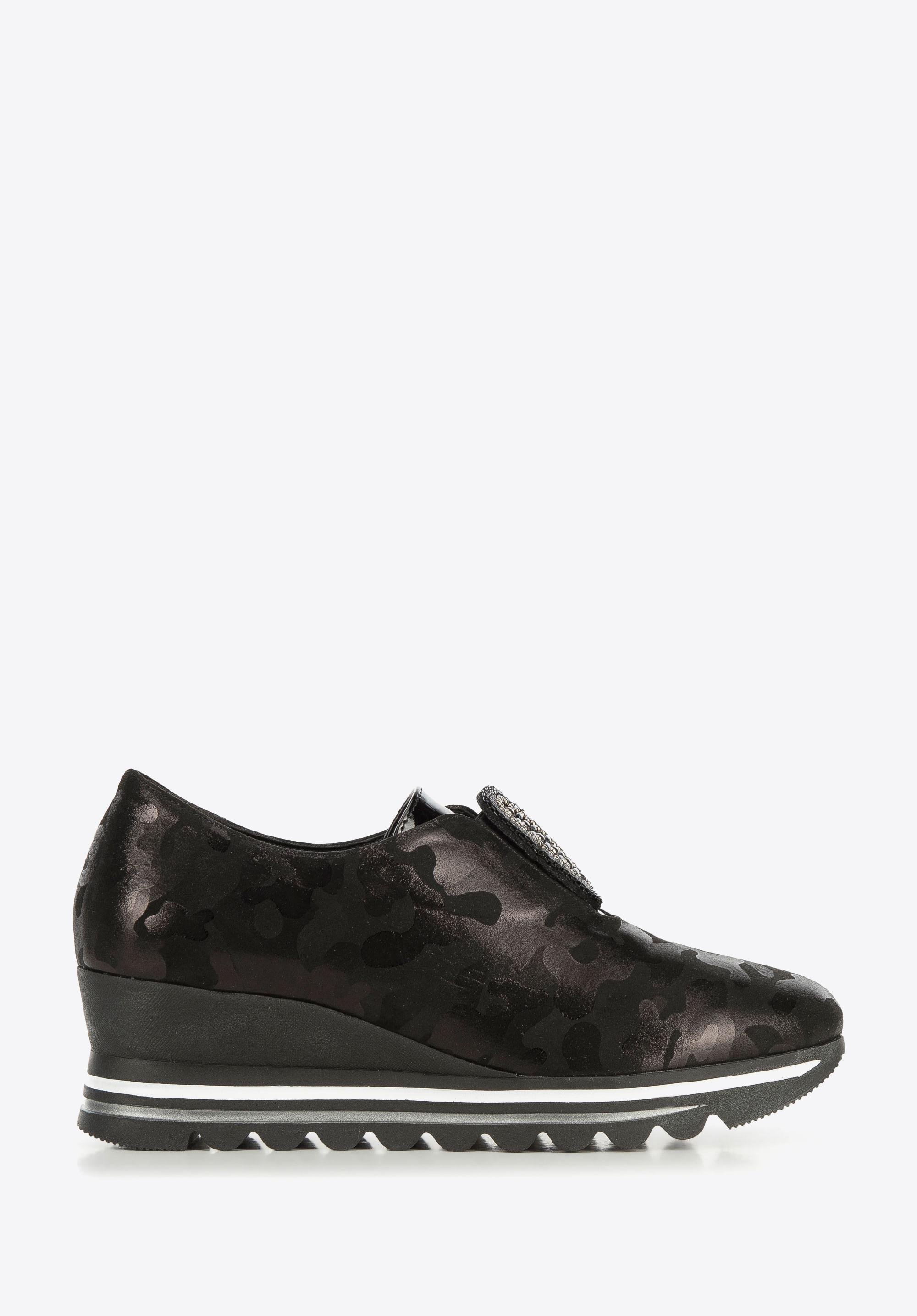 Damskie sneakersy metaliczne na platformie czarne