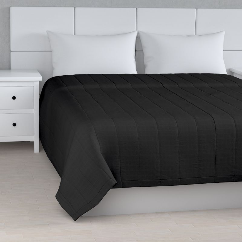 Narzuta pikowana w pasy Dekoria 130 x 210 cm czarny 1 szt.