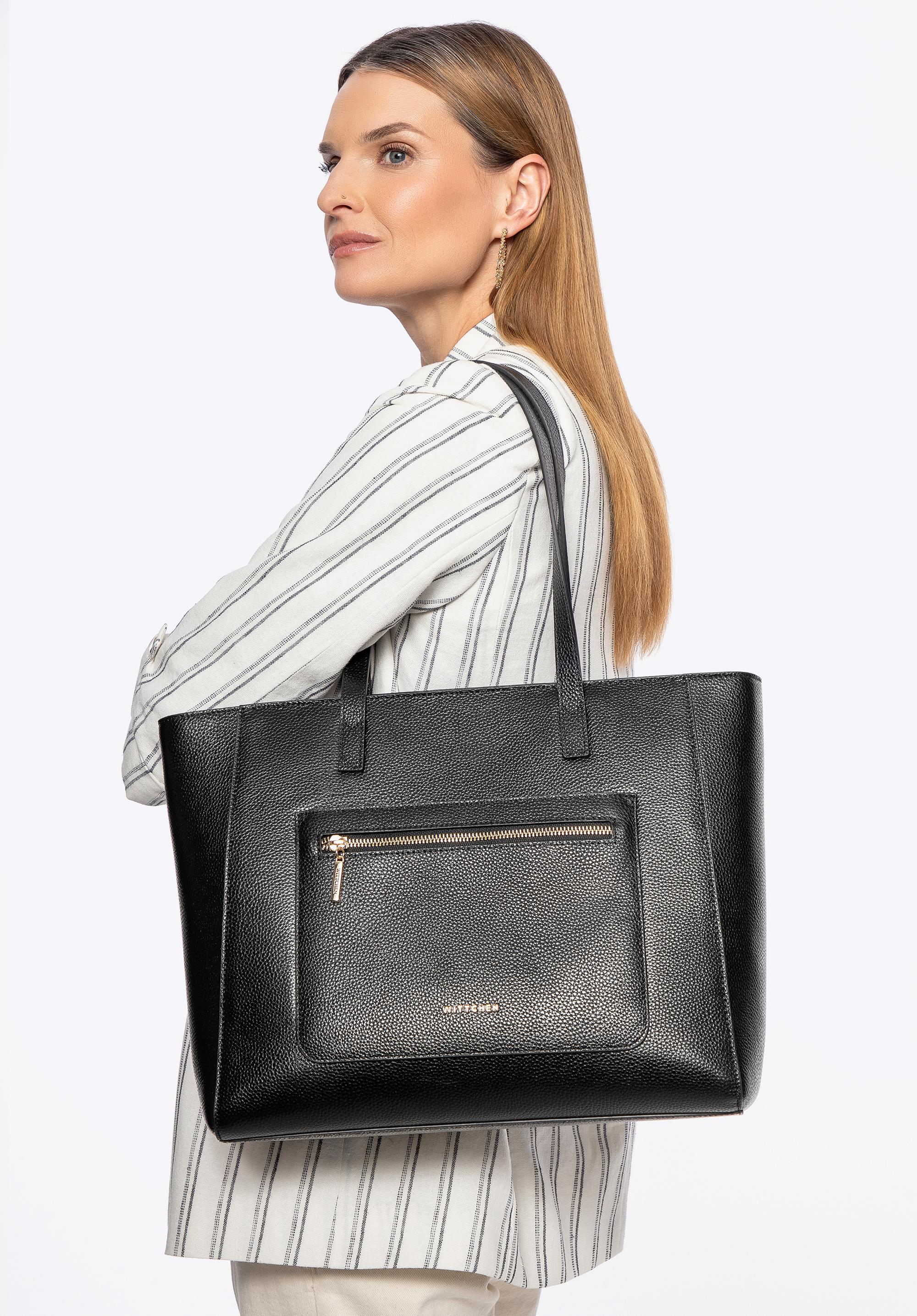 Skórzana torba shopper z kieszeniami na froncie czarna ze złotym logo