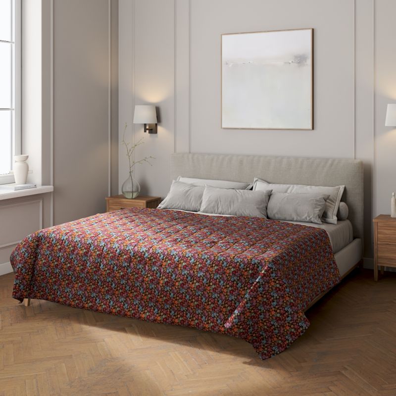 Narzuta pikowana w pasy Dekoria 200 x 210 cm kolorowe kwiaty na czarnym tle 1 szt.