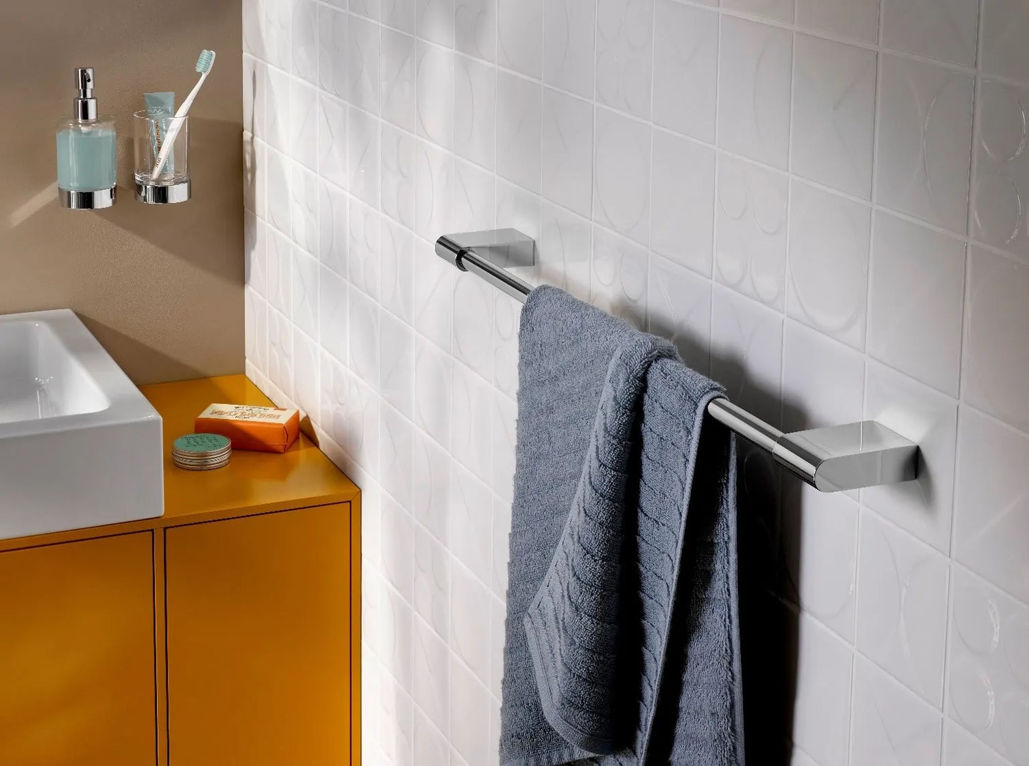 Emco Flow drążek na ręcznik 80 cm chrom 276000180 - Wysyłka w 24h