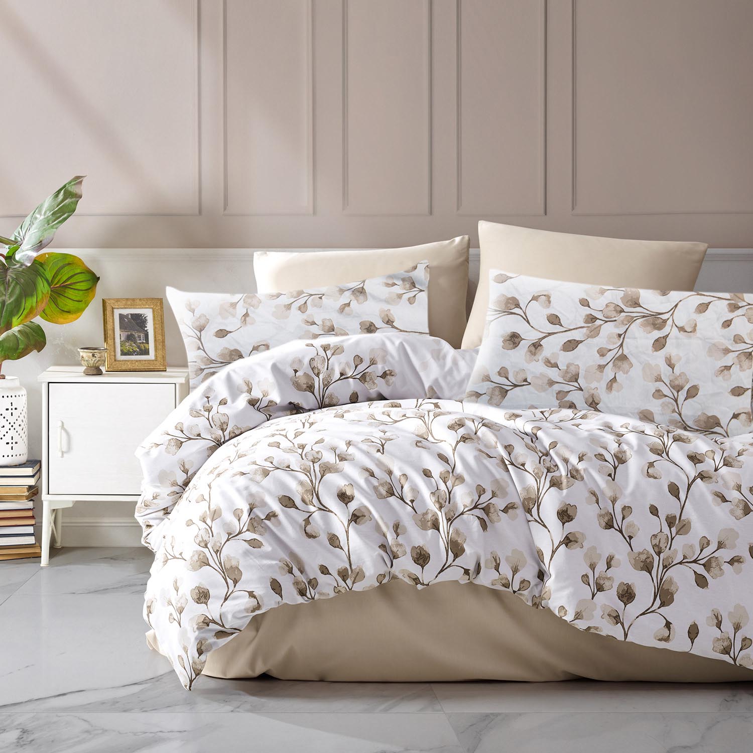 Komplet pościeli 160x200 gruba bawełniana satyna kwiaty beż Puha Luxury