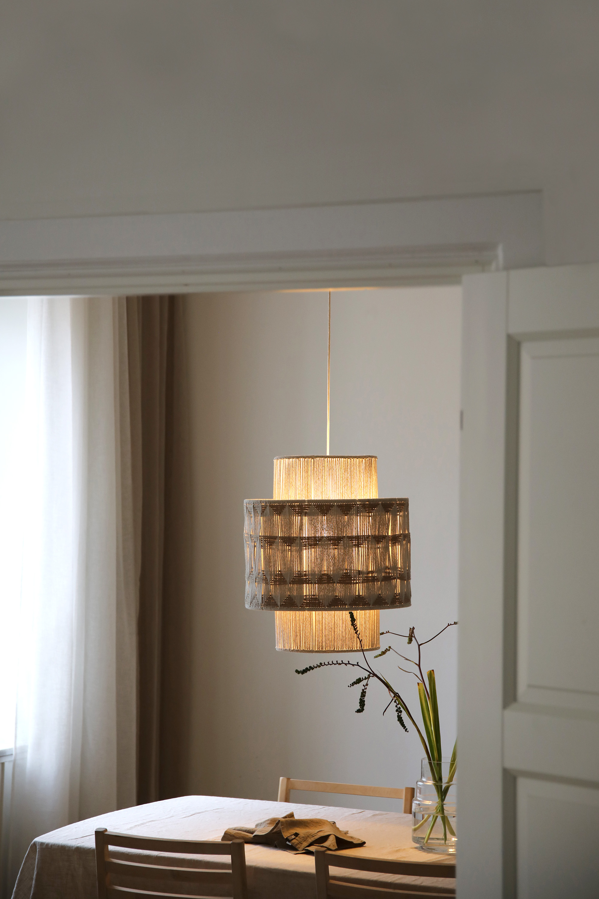 Markslöjd Ano lampa wisząca 1x40 W brązowa-beżowa 108824