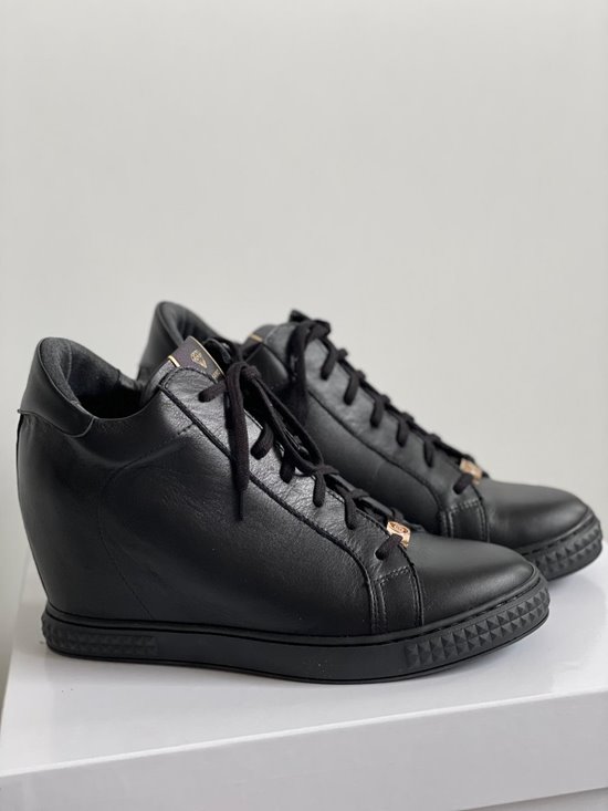 Sneakers 105/3 Black wada