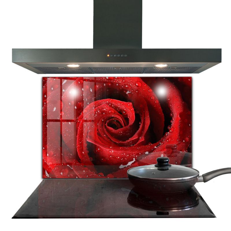 Panel do kuchni Wallfluent 80x60 cm Krople Rosy na Róży Szklany 1 szt.