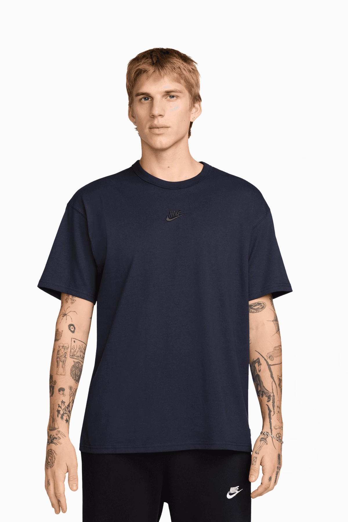 Koszulka Nike Sportswear Premium Essentials - Granatowy