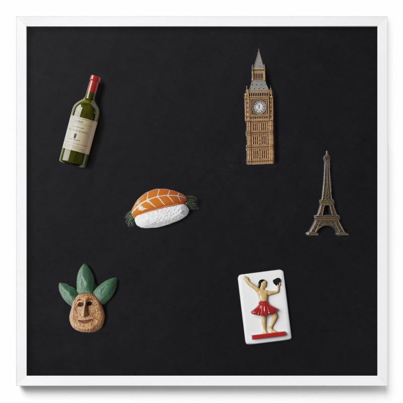Tablica na magnesy z podróży Tulup 50x50 cm Kolor czarny w białej ramie 1 szt.