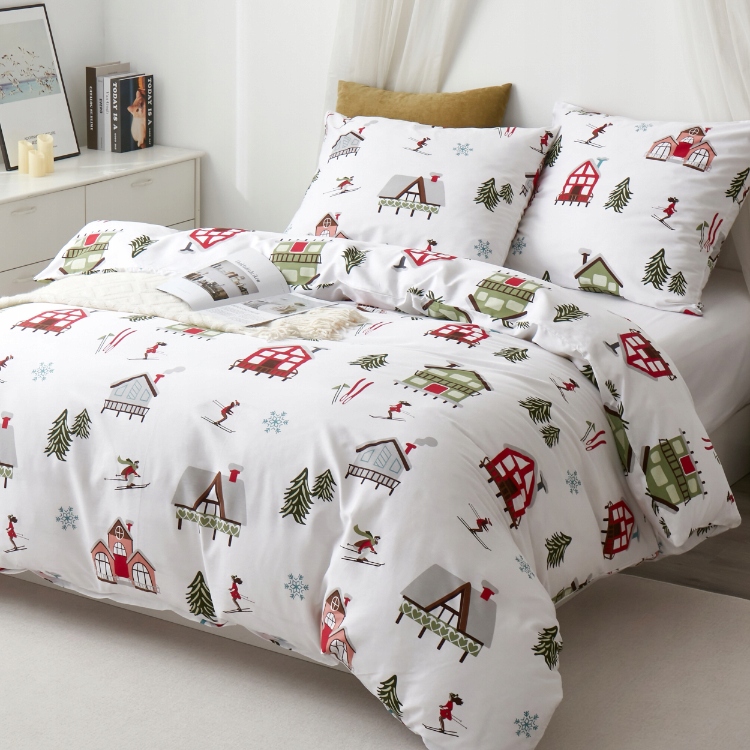 Komplet pościeli świątecznej Domki i Choinki Rozmiar do Wyboru AL - 160x200cm + 2 poszewki 70x80cm