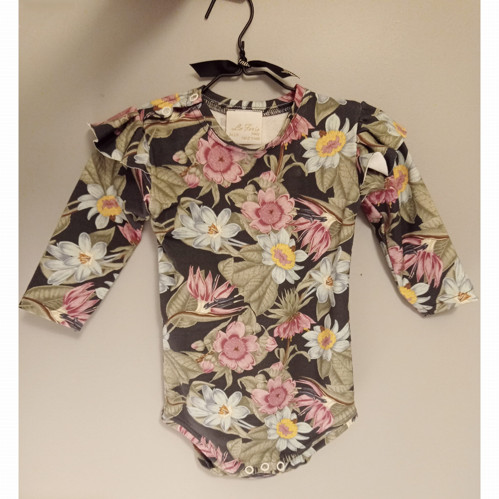 Laferio Flowers Body z falbankami dla dziewczynki