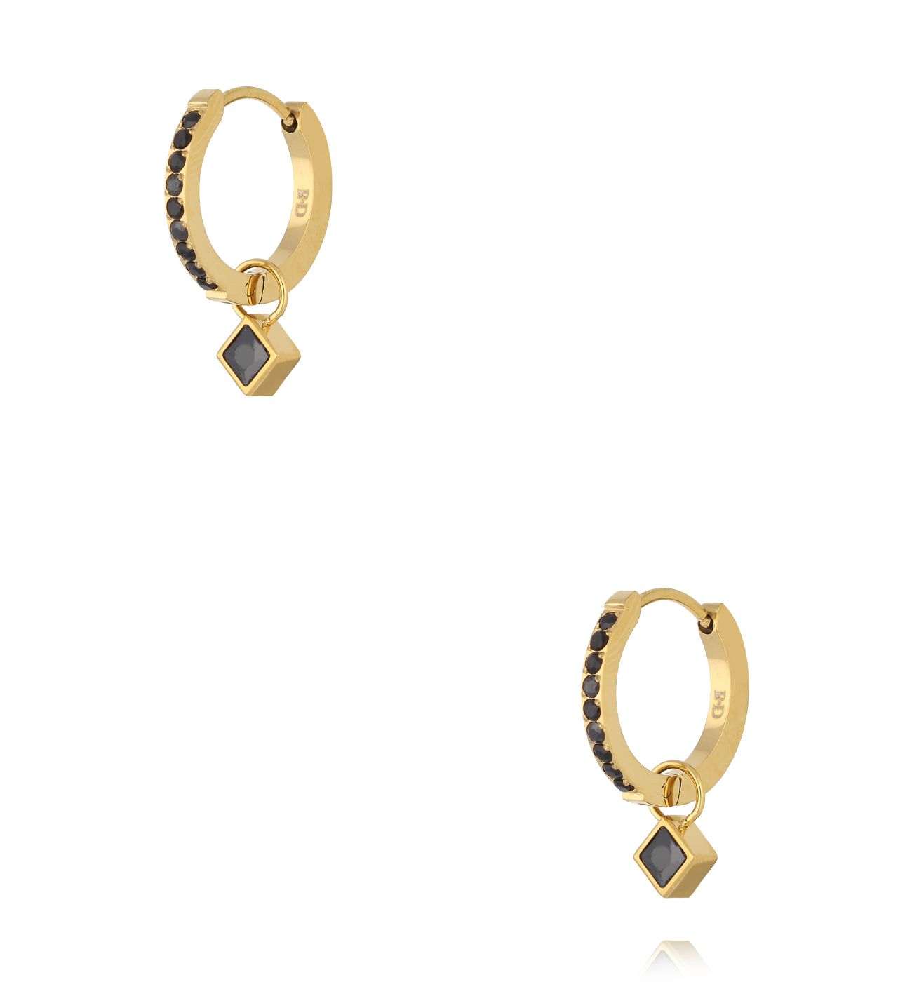 Kolczyki złote kółeczka z zawieszką w kształcie rombu – czarne cyrkonie KSA2481