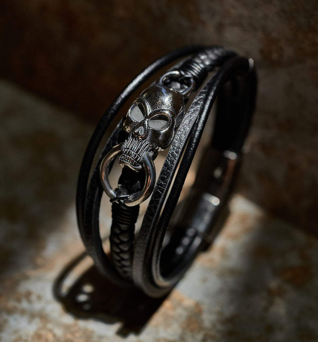 Bransoletka męska skórzana z czaszką Meldun 51 - By Dziubeka