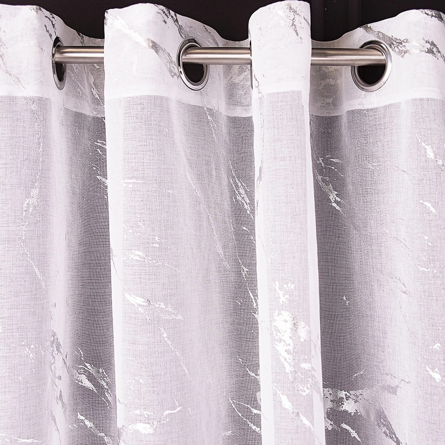 Firana ENDLESS CHIC na przelotkach 140 x 270 cm srebrna