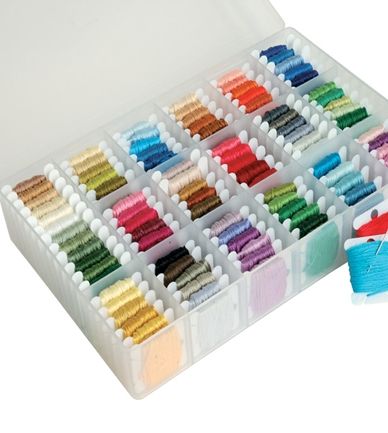 pudełko do bobinek DMC 6118 .