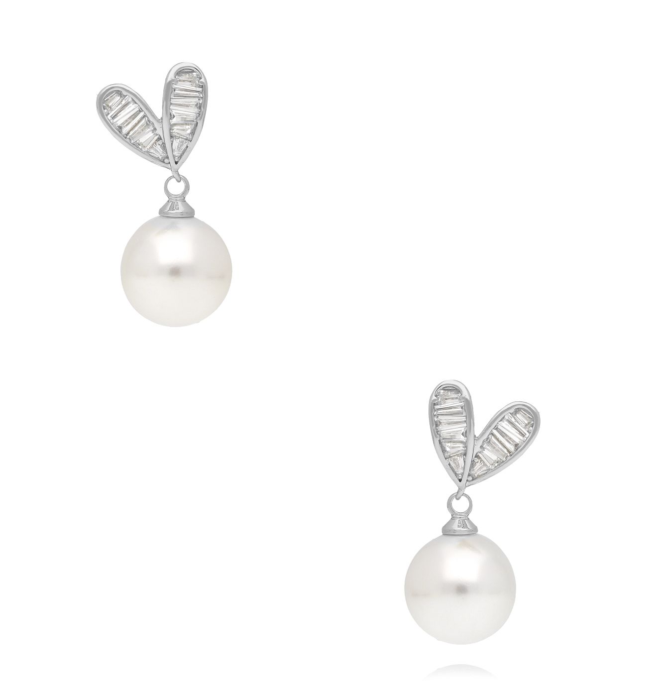 Kolczyki z perełką i srebrnym sercem z cyrkoniami KPE0175