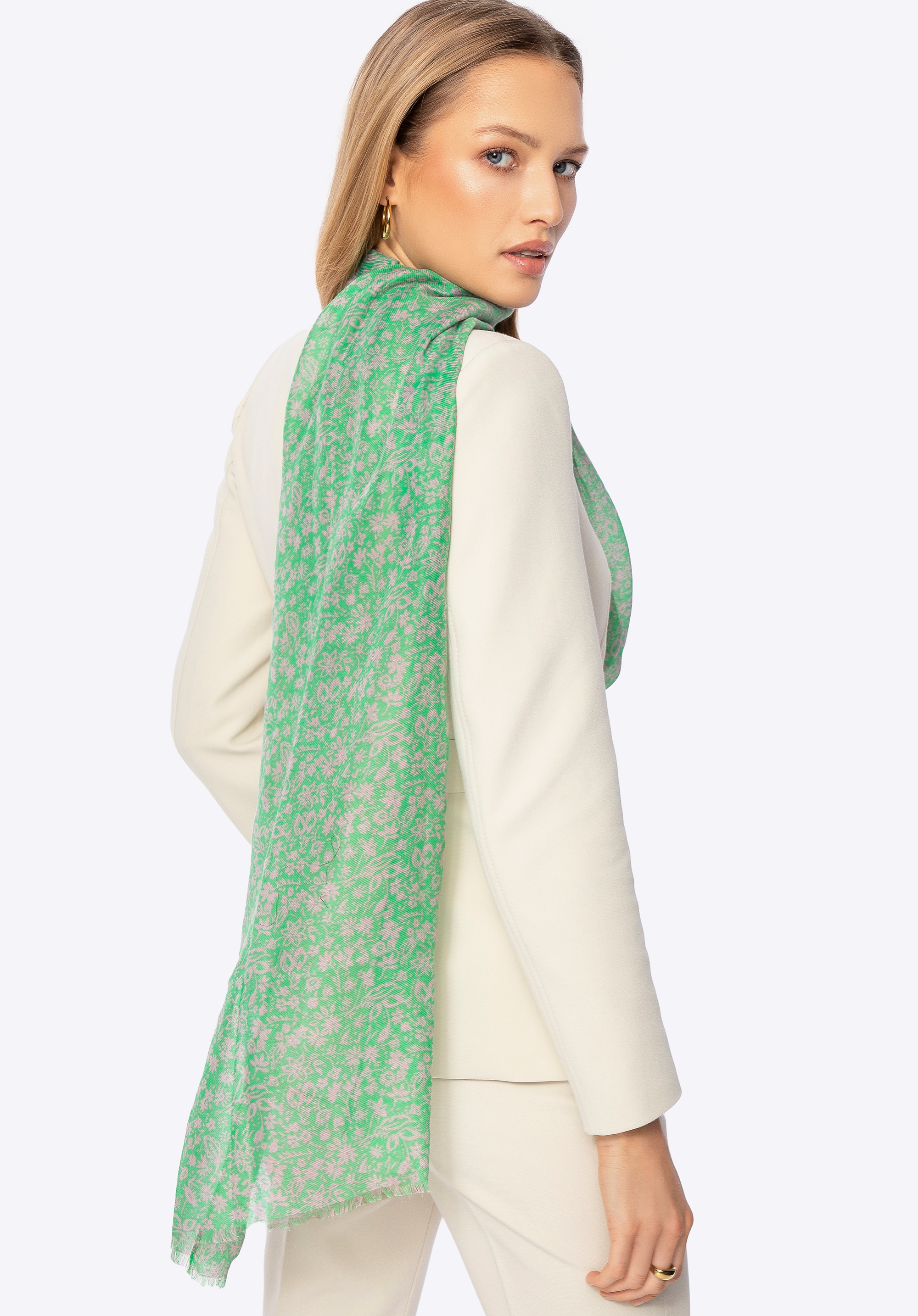 Wzorzysty damski szal zielono - beżowy