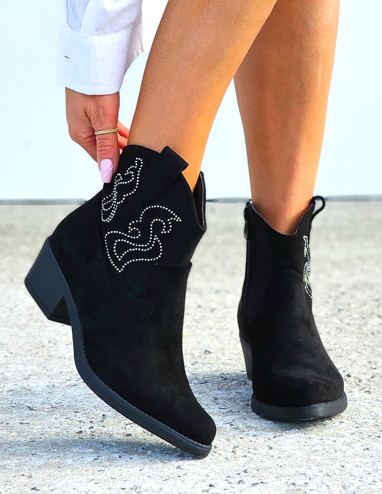 Krótkie Czarne Zamszowe Botki Kowbojki Excellent