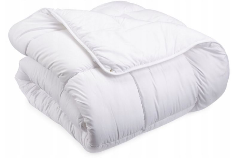 Kołdra Paemi antyalergiczna Podwójna 4 Pory Roku 180x200 cm 1szt