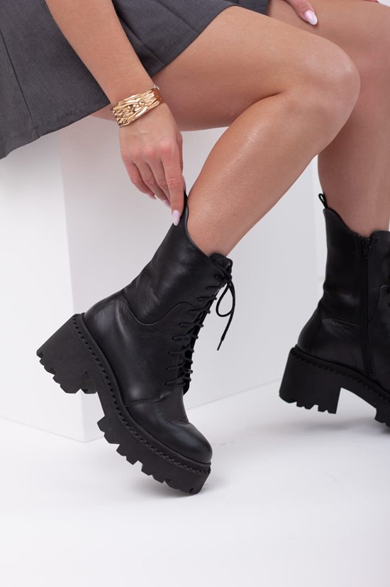 Trzewiki 23 Czarne Lico