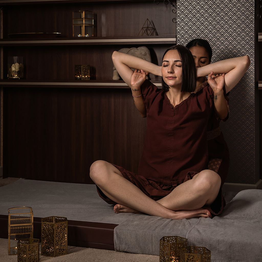 Voucher na Masaż Stemplami Ziołowymi / KRA / 90 min / poniedziałek - niedziela - Thai Bali Spa