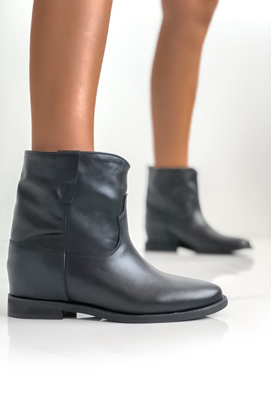 Botki damskie czarne licowe na zamówienie