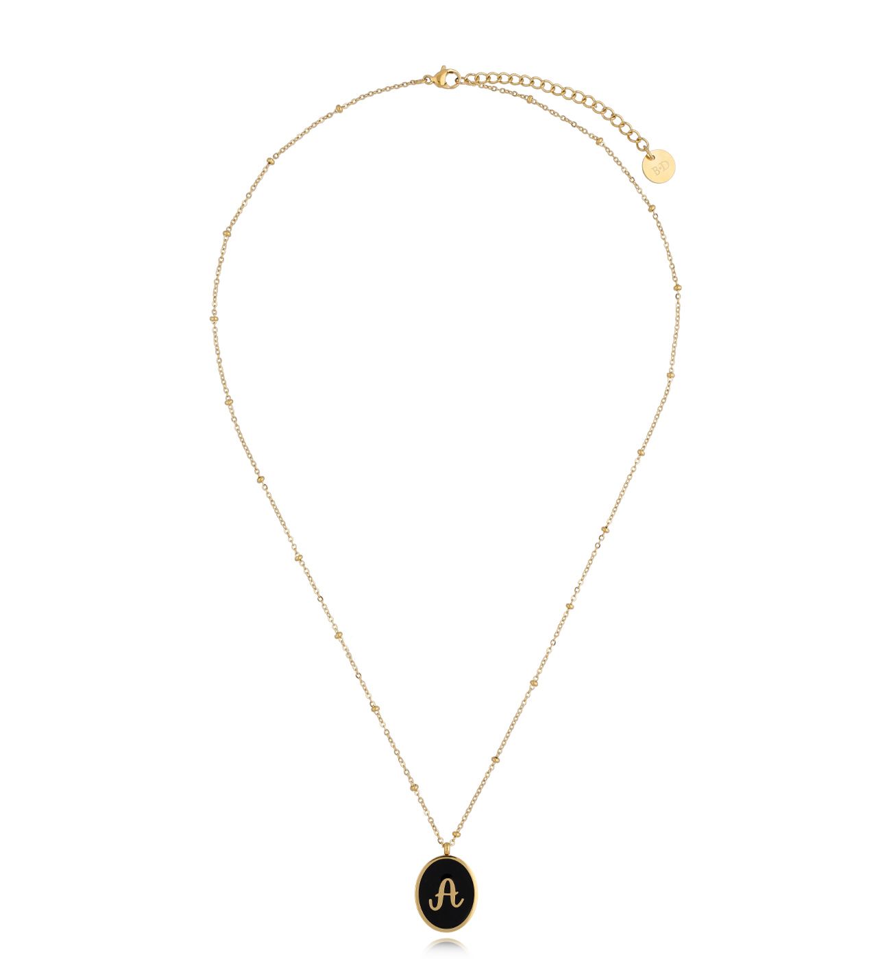 Naszyjnik z czarną emalią z literą A Vintage Enamel Alphabet NSA0578