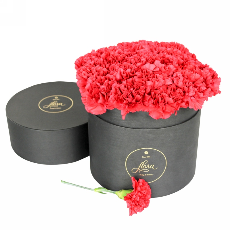 FlowerBox - czerwone goździki w czarnym pudełku (duży)