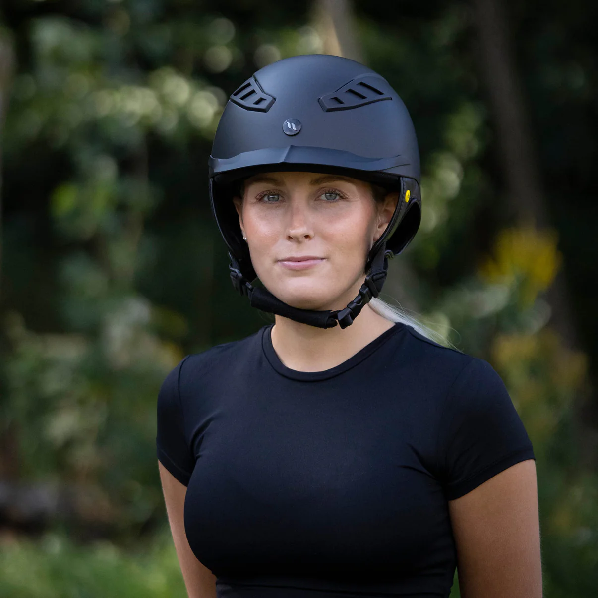 Back on Track Back on Track Lynx II Smooth Top kask z systemem ochrony mózgu MIPS