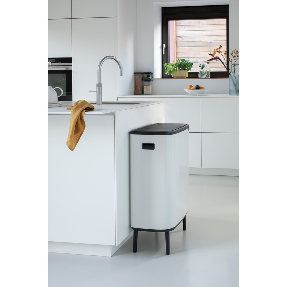 Brabantia Bo Touch Bin Hi pojemnik na odpady 60 l biały 130205