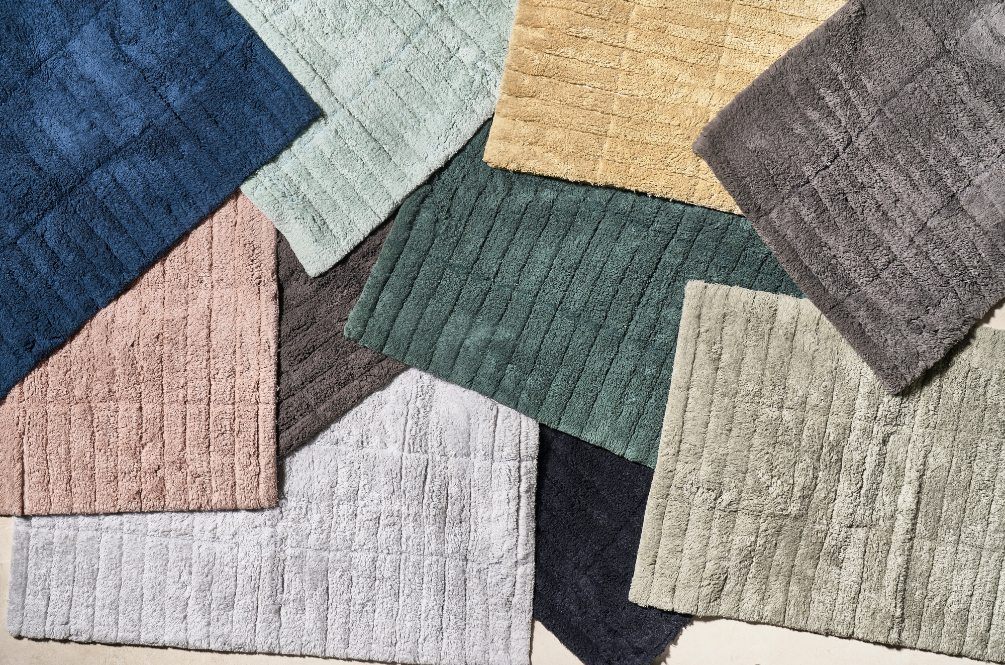 Zone Denmark Tiles dywanik łazienkowy 80x50 cm prostokątny zielony 13540