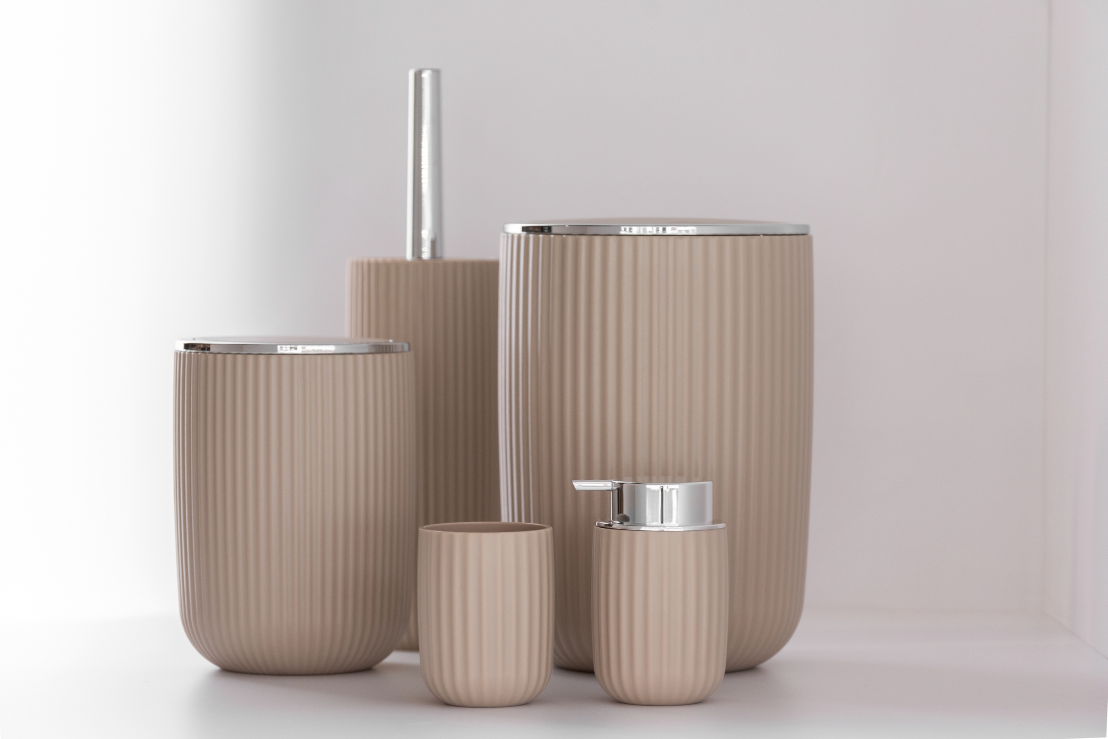 Wenko Agropoli szczotka toaletowa stojąca beżowa 25185100