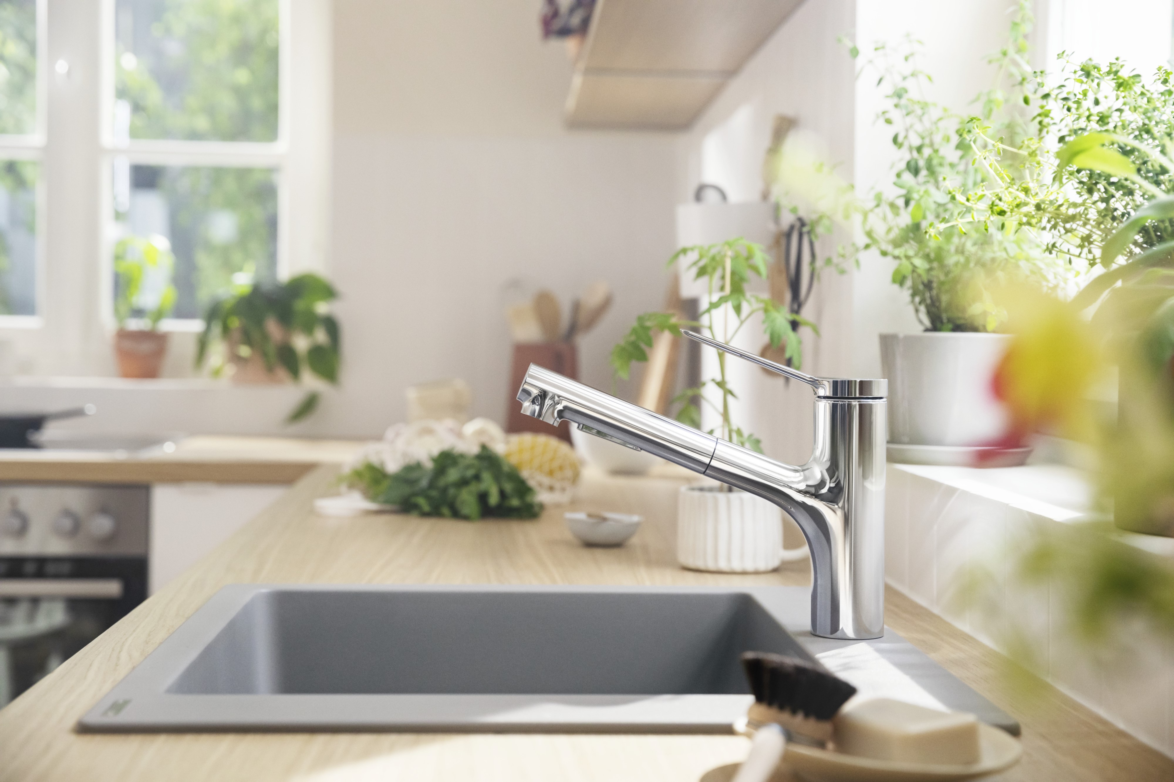 Hansgrohe Zesis M33 EcoSmart bateria kuchenna z wyciąganą wylewką stojąca chrom 74810000