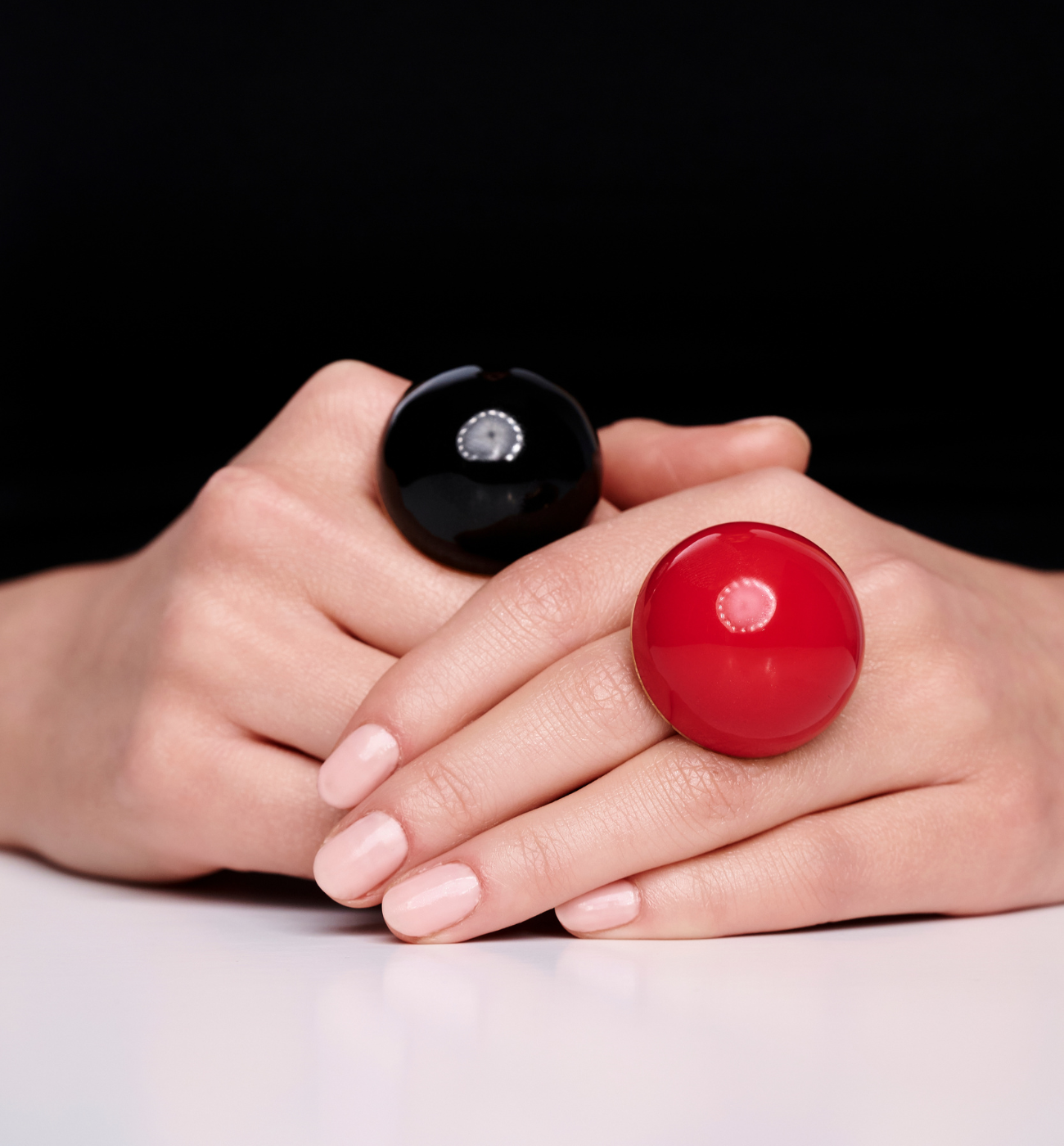 Pierścionek złoty z czerwoną emalią PSA1212