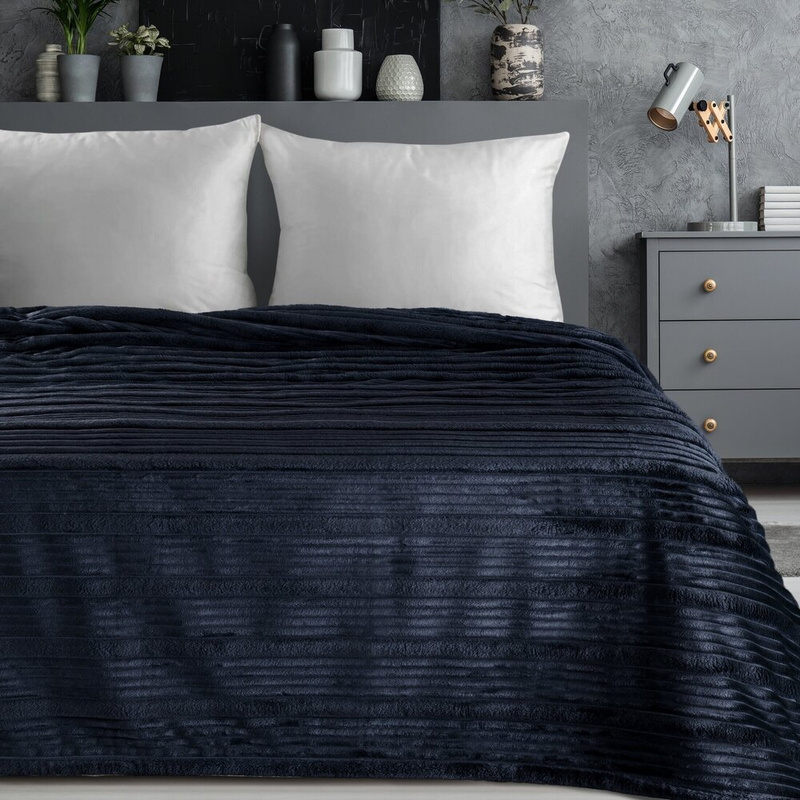 Koc 150x200 cm NINE flano granatowy bardzo miękki z efektem 3D