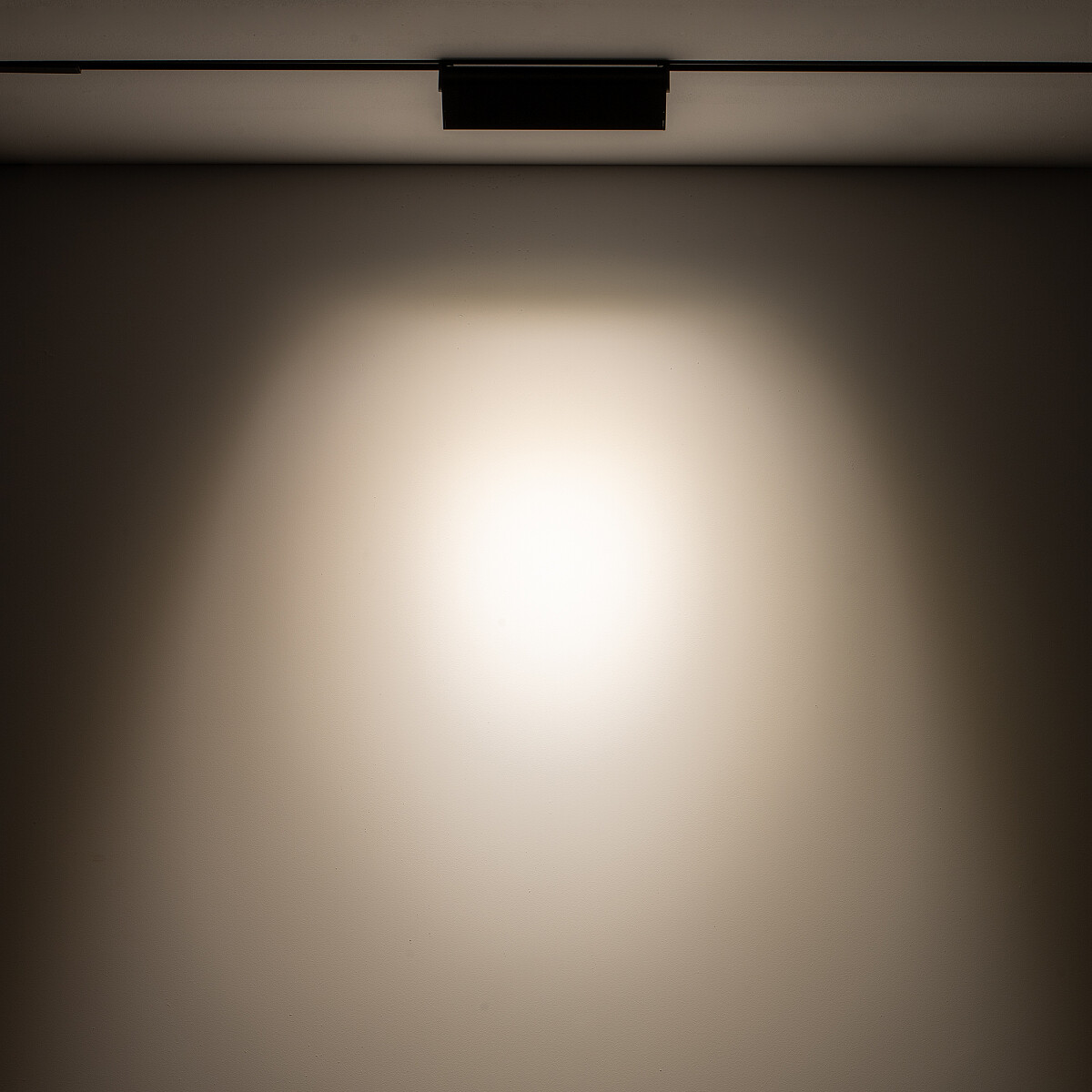 Nowodvorski Lighting LVM Focus Out LED lampa do szynoprzewodów 1x9 W czarny 10145