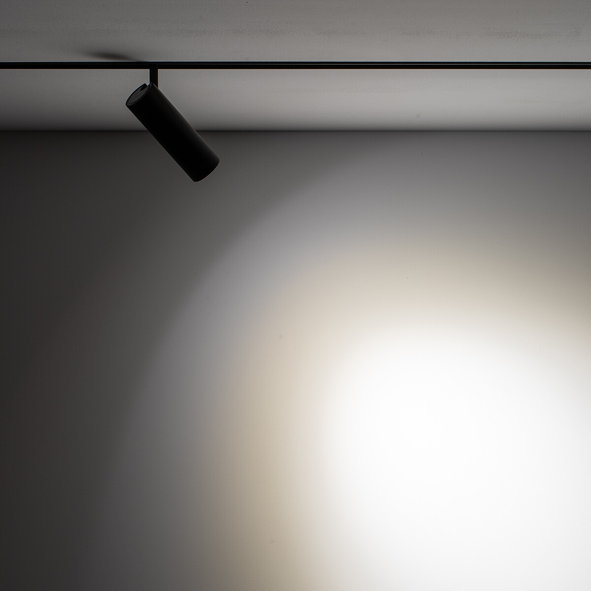 Nowodvorski Lighting LVM lampa do szynoprzewodów 1x9 W czarny 10656