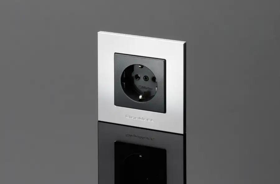 Gigawatt g-044 schuko gniazdo podtynkowe