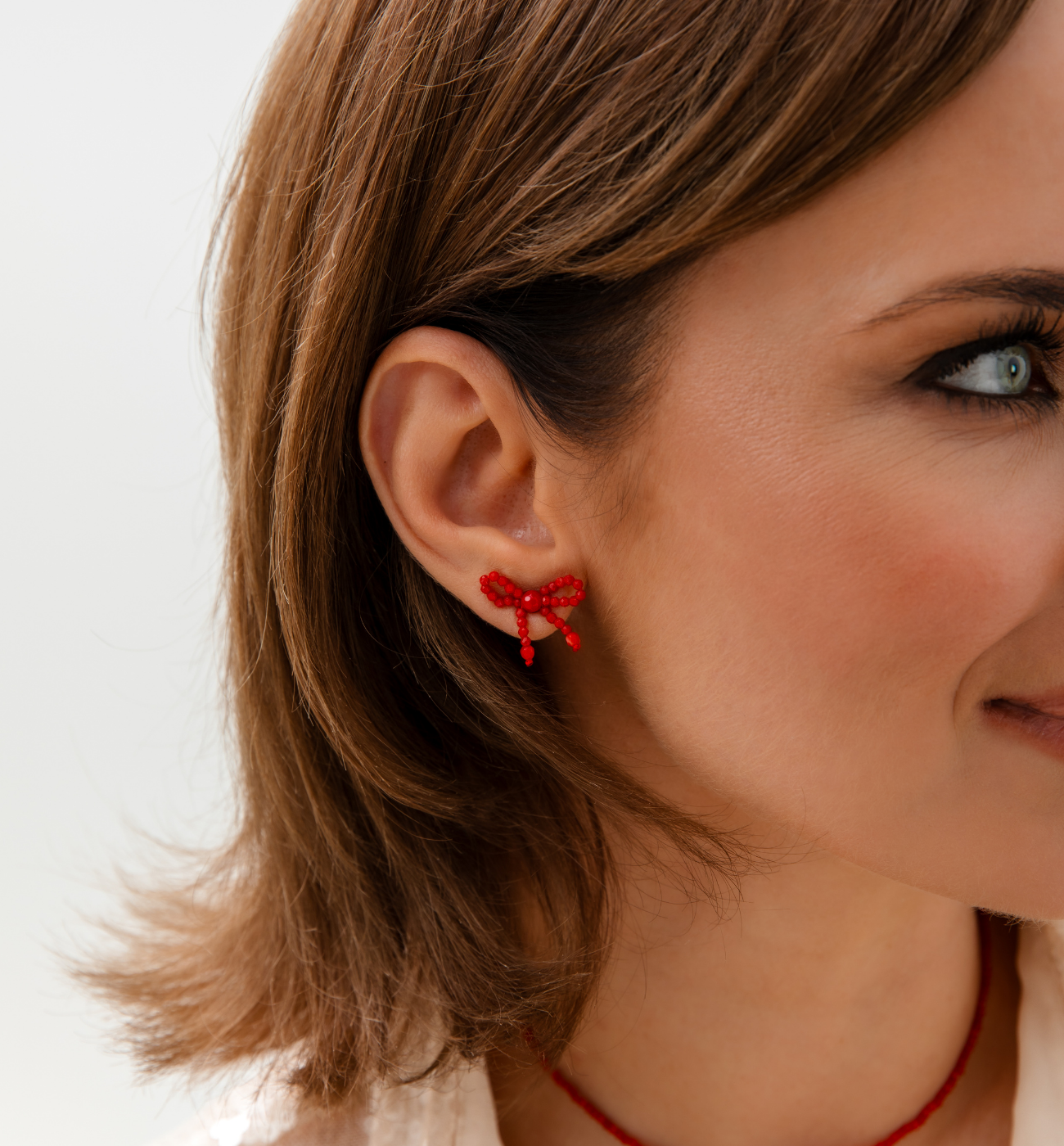 Kolczyki kokardki czarowne z kryształkami KSY0285